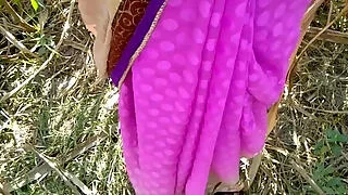 amateur,bhabhi,desi,indian,milf,new,outdoor,pissing,pov,public,verified