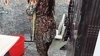 amateur,ass,bathroom,big ass,big tits,blowjob,dirty talk,female orgasm,fucking,hindi,indian,indian wife,mature,milf,pakistani,verified